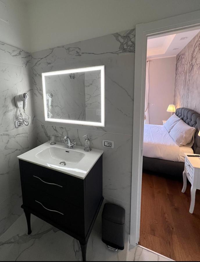 B&B Caffe Retro' Cisterna di Latina Zewnętrze zdjęcie